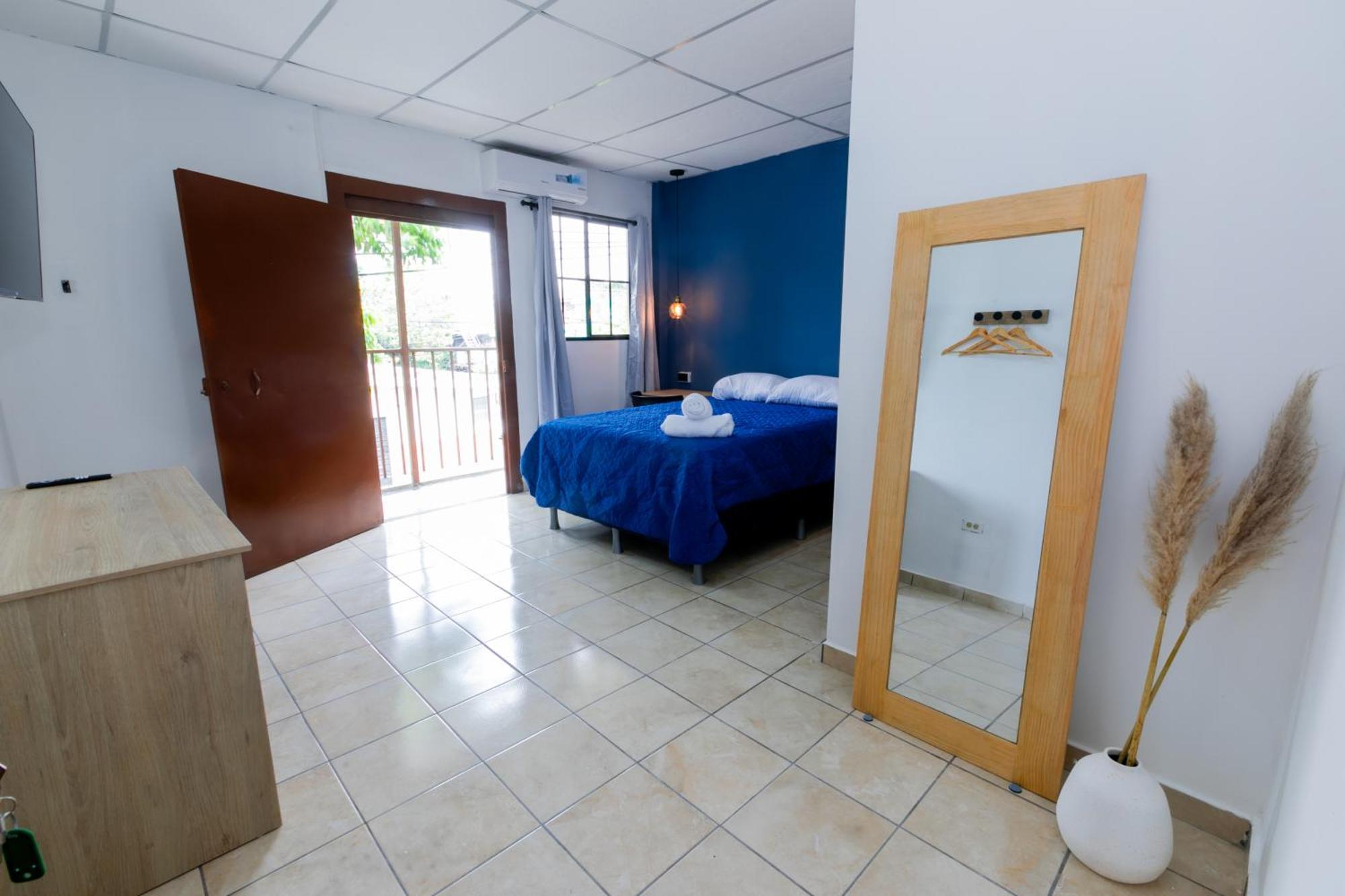 Friendly House Hotel Santa Tecla Exterior photo